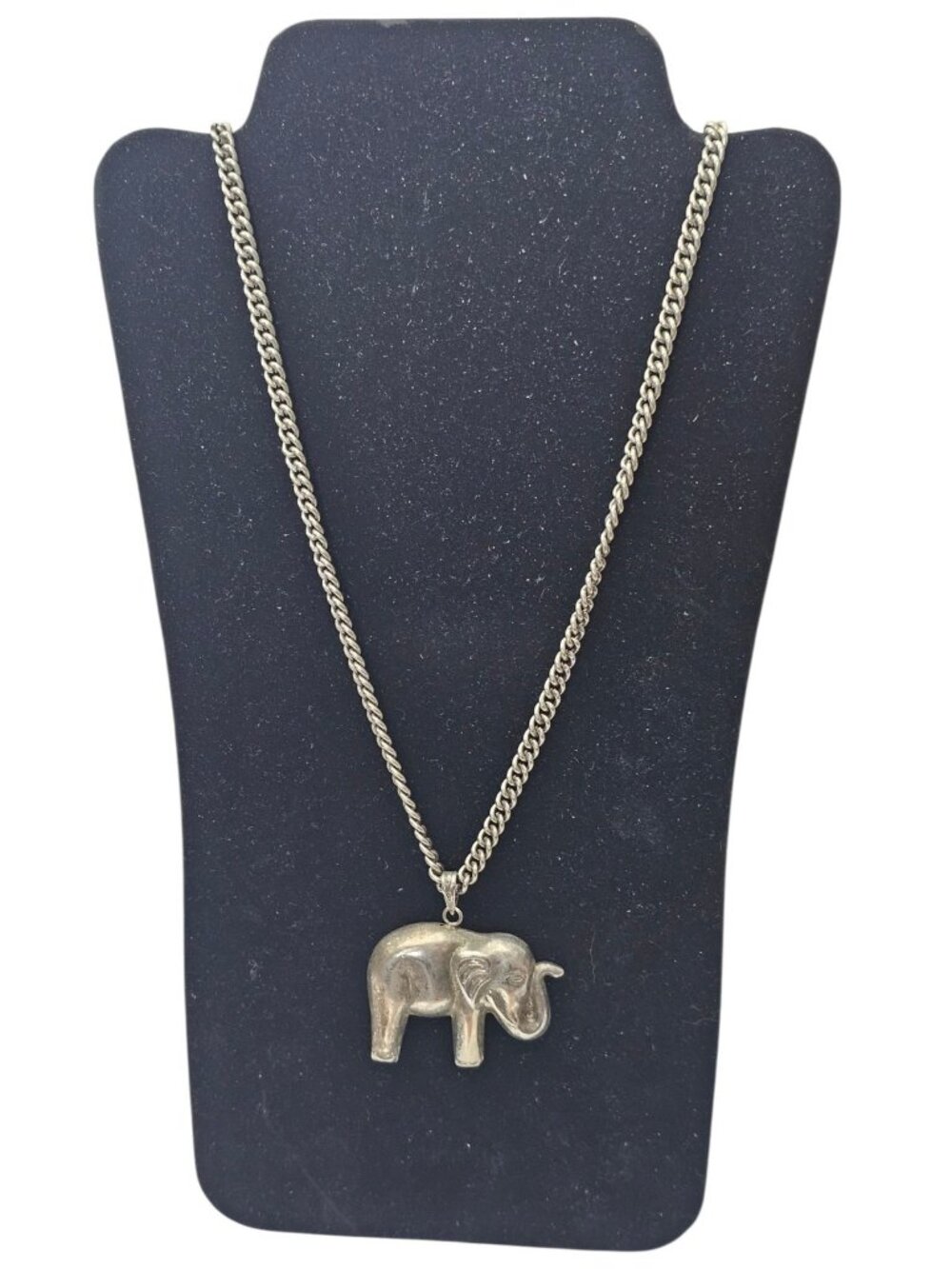Vintage Style Silver Tone Elephant Pendant Necklace Long Curb Chain Boho Jewelry